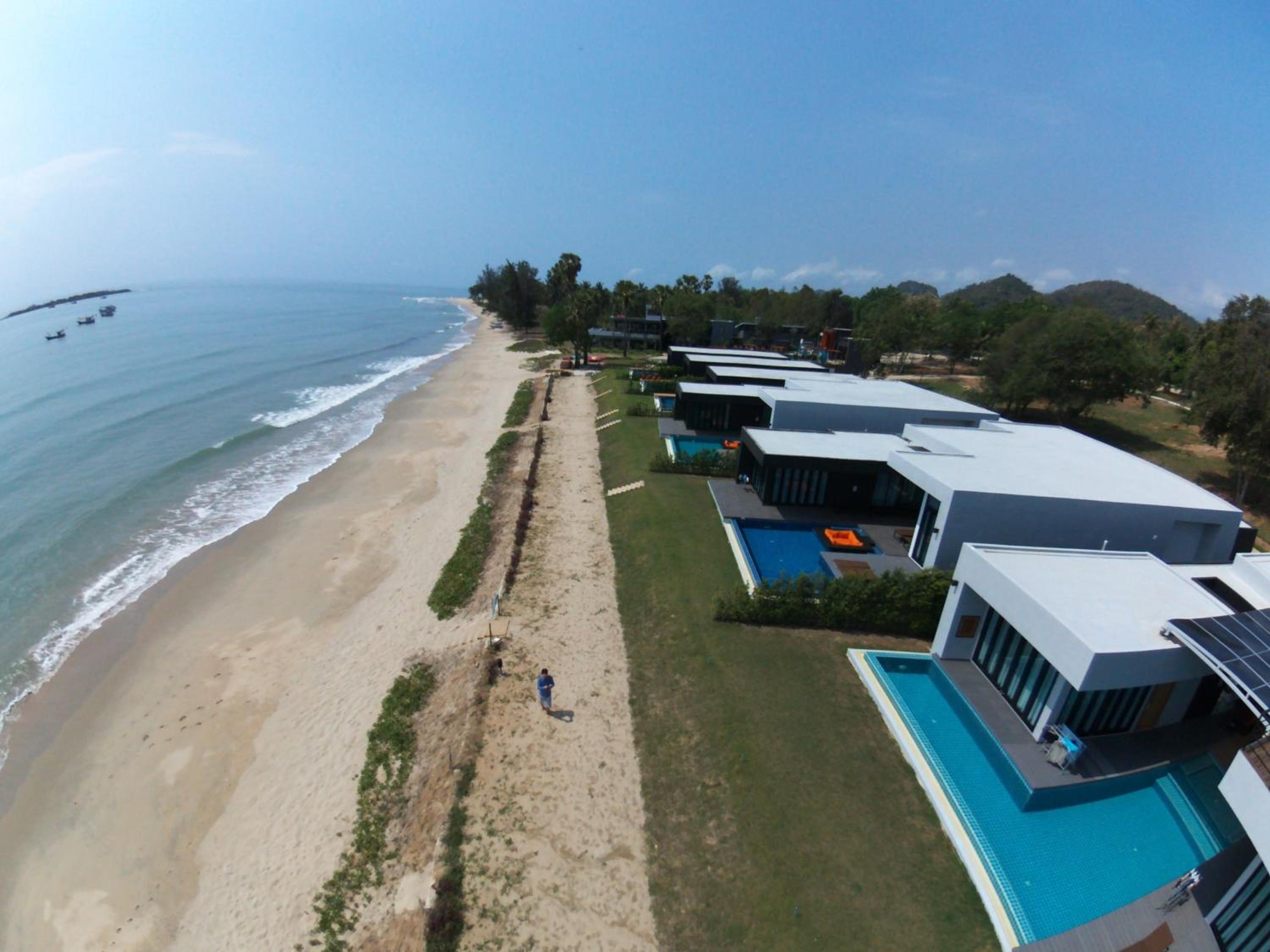 Sunshine Paradise Resort