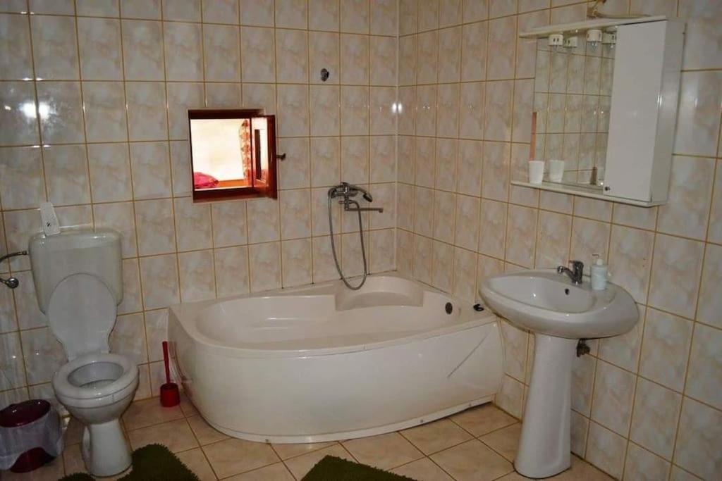 Cabană Piatra Lotrului, Voineasa view 5