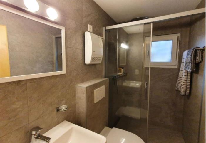 Apartment Morgengruss - 3 Min Walk to Train Station, Central & Quiet