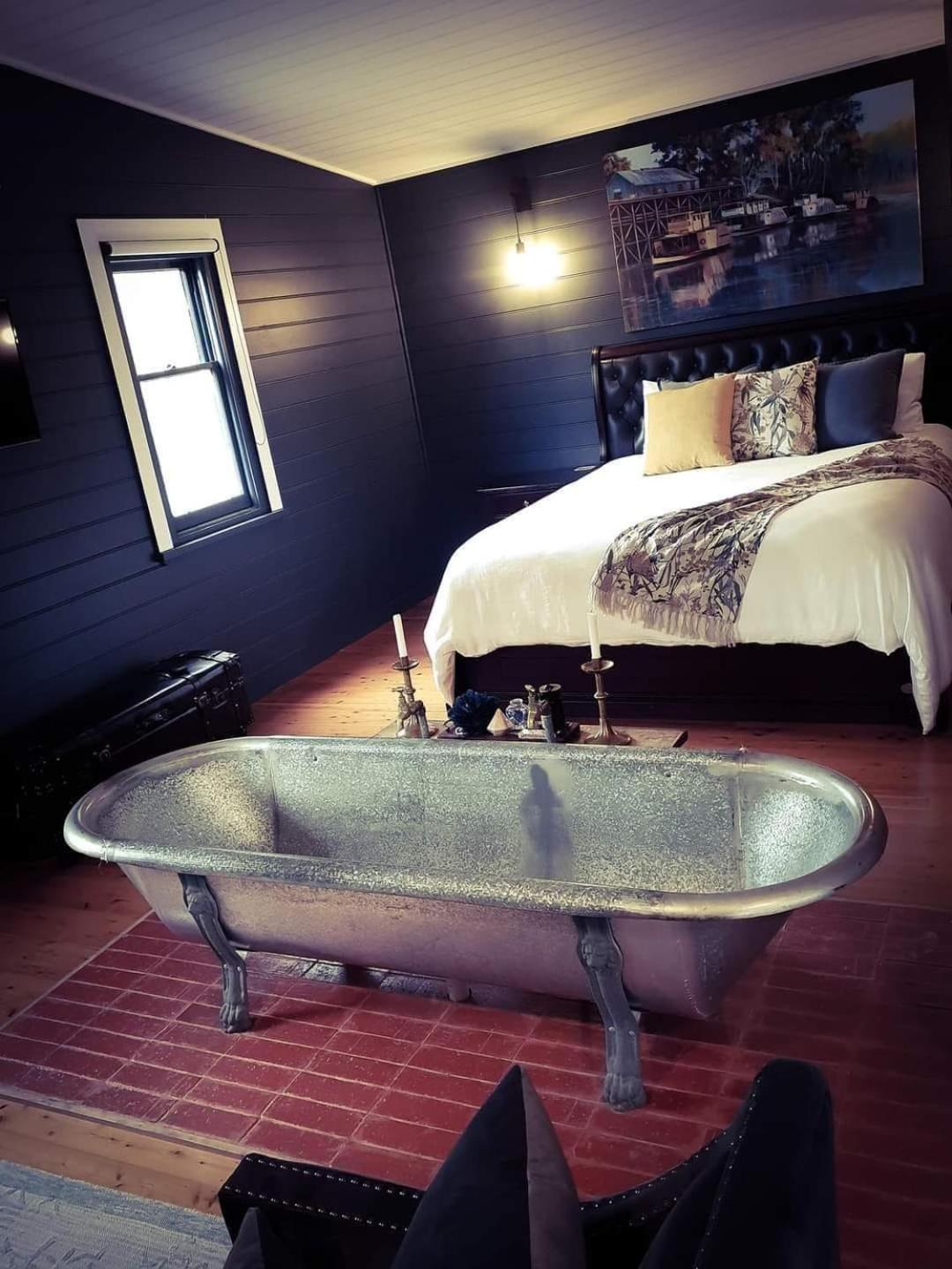 Murray River Spa Retreat