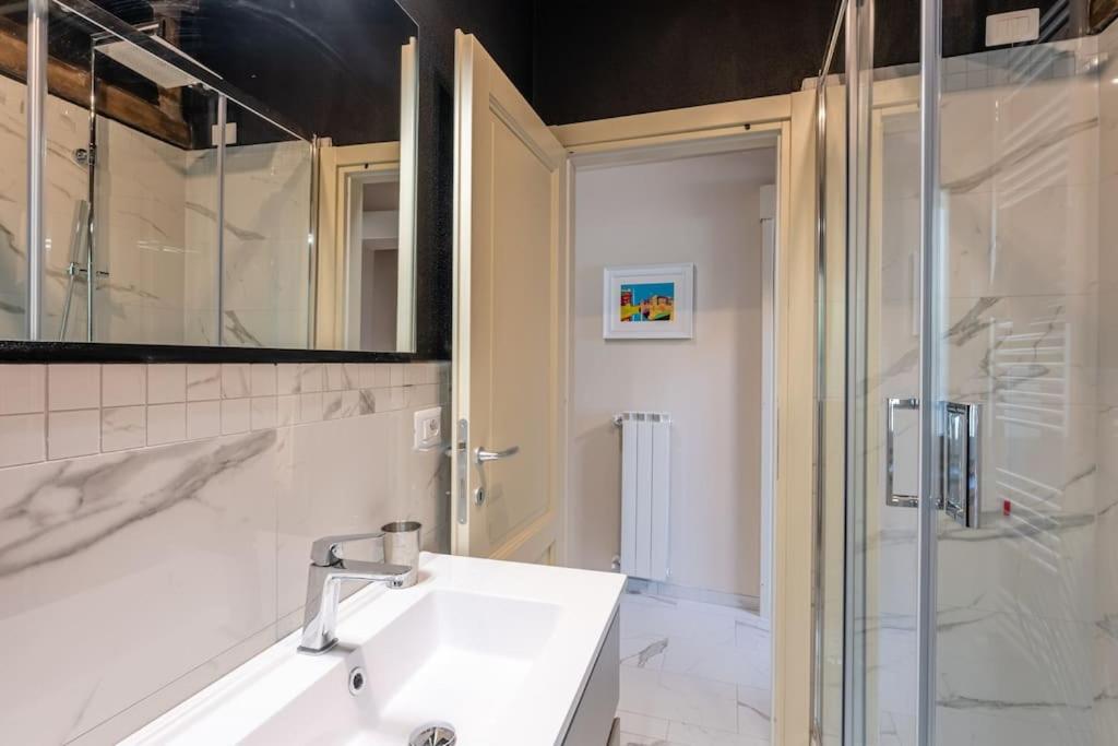 The Liberties - Luxury Villa in Barga Old Town photo 3