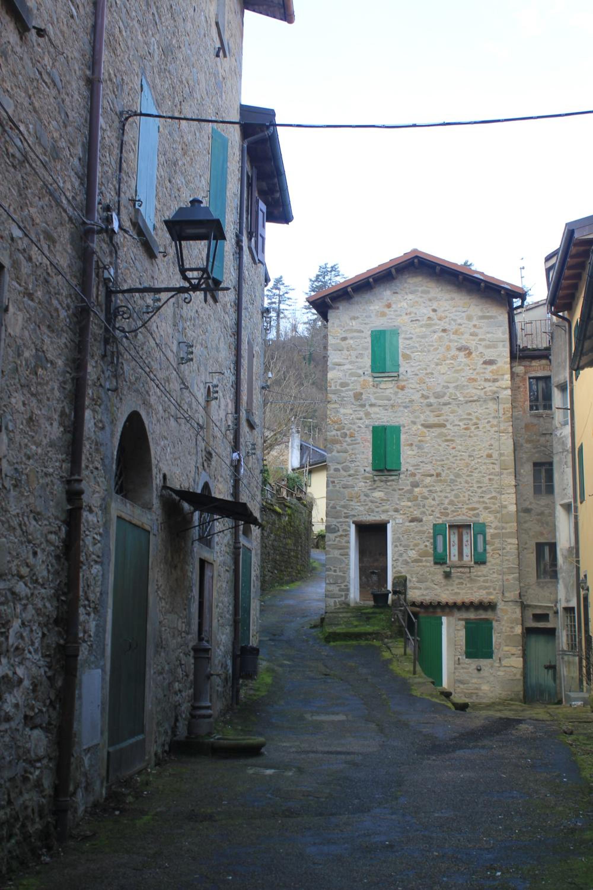 RB Della Torre view 3