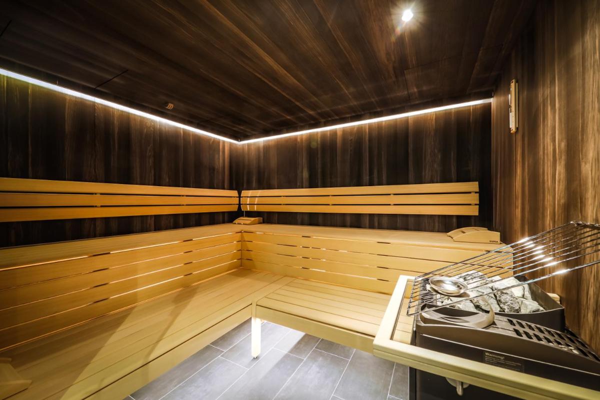 24 by AvenidA - Mountain Residence