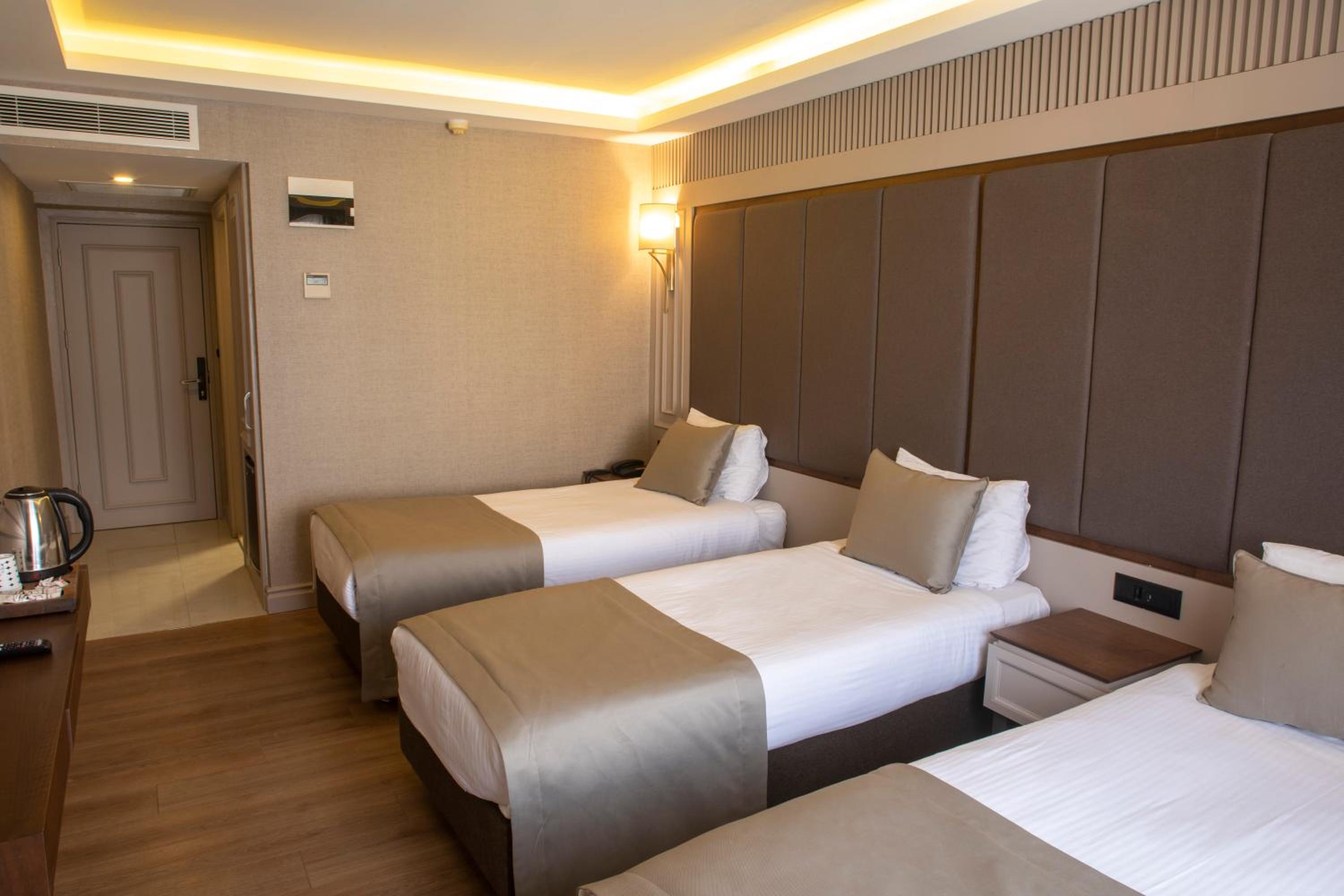 Martinenz Hotel - Image 71