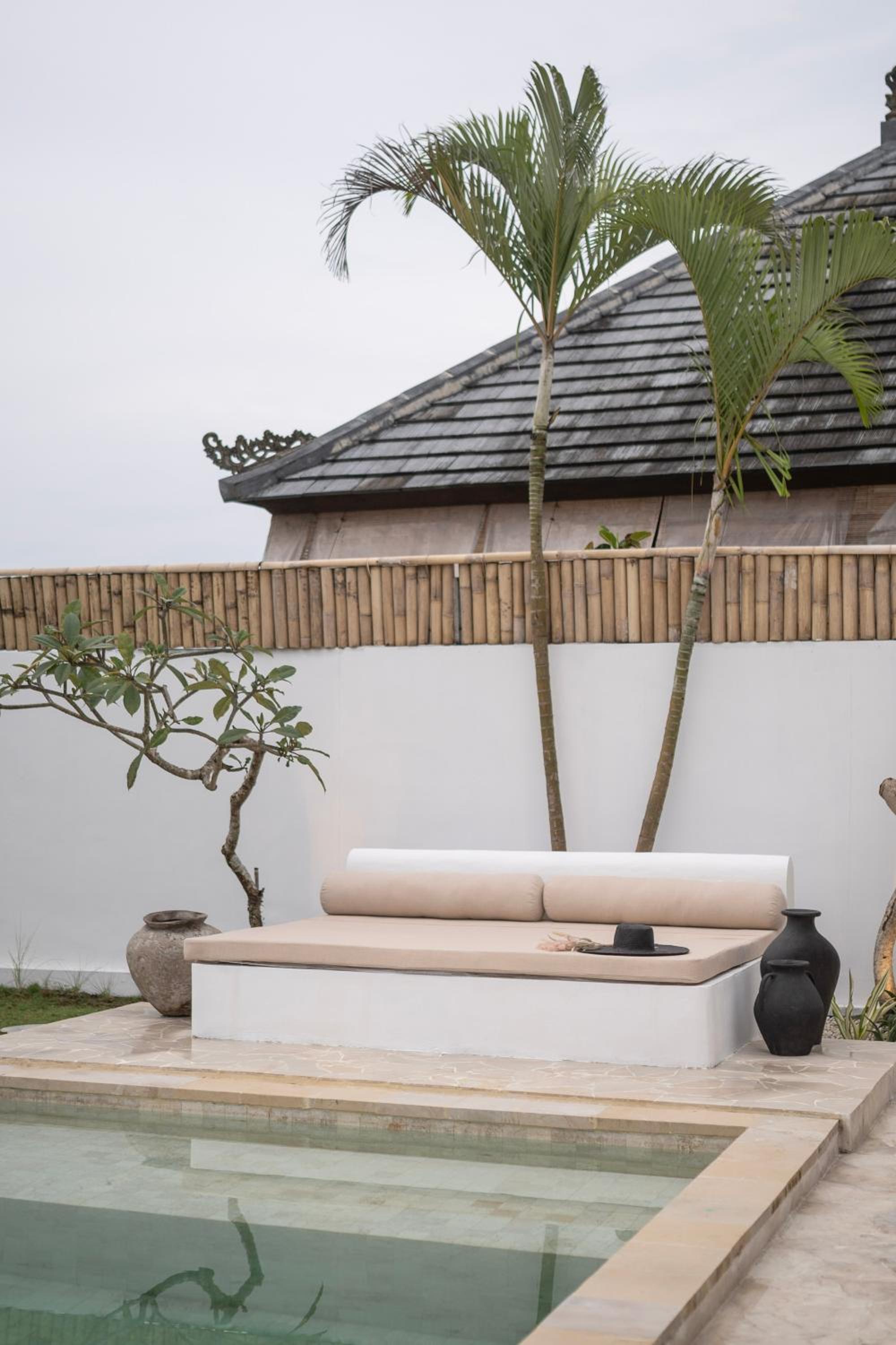 The White Joglo a stylish 3BDR Villa with Pool 2 min from the beach view 4