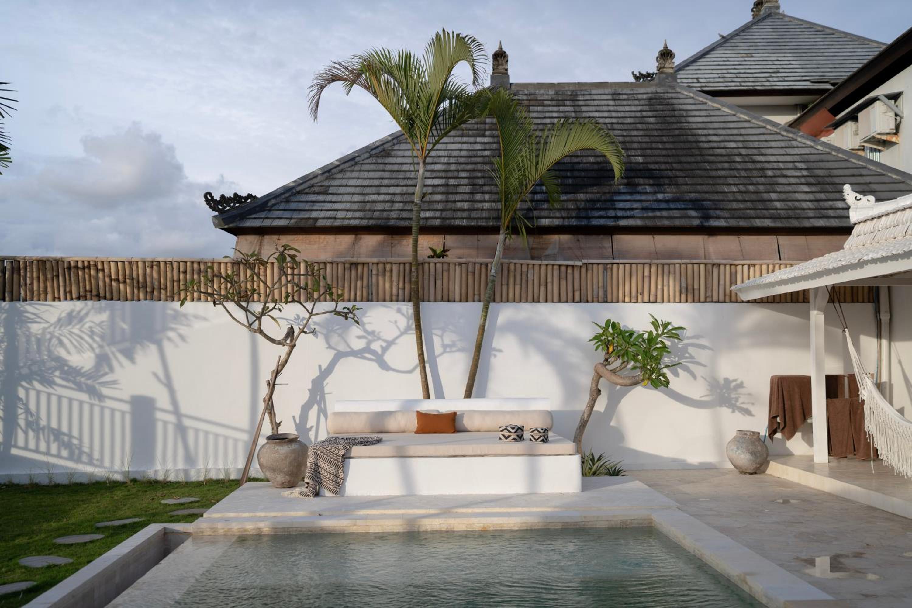 The White Joglo a stylish 3BDR Villa with Pool 2 min from the beach view 2