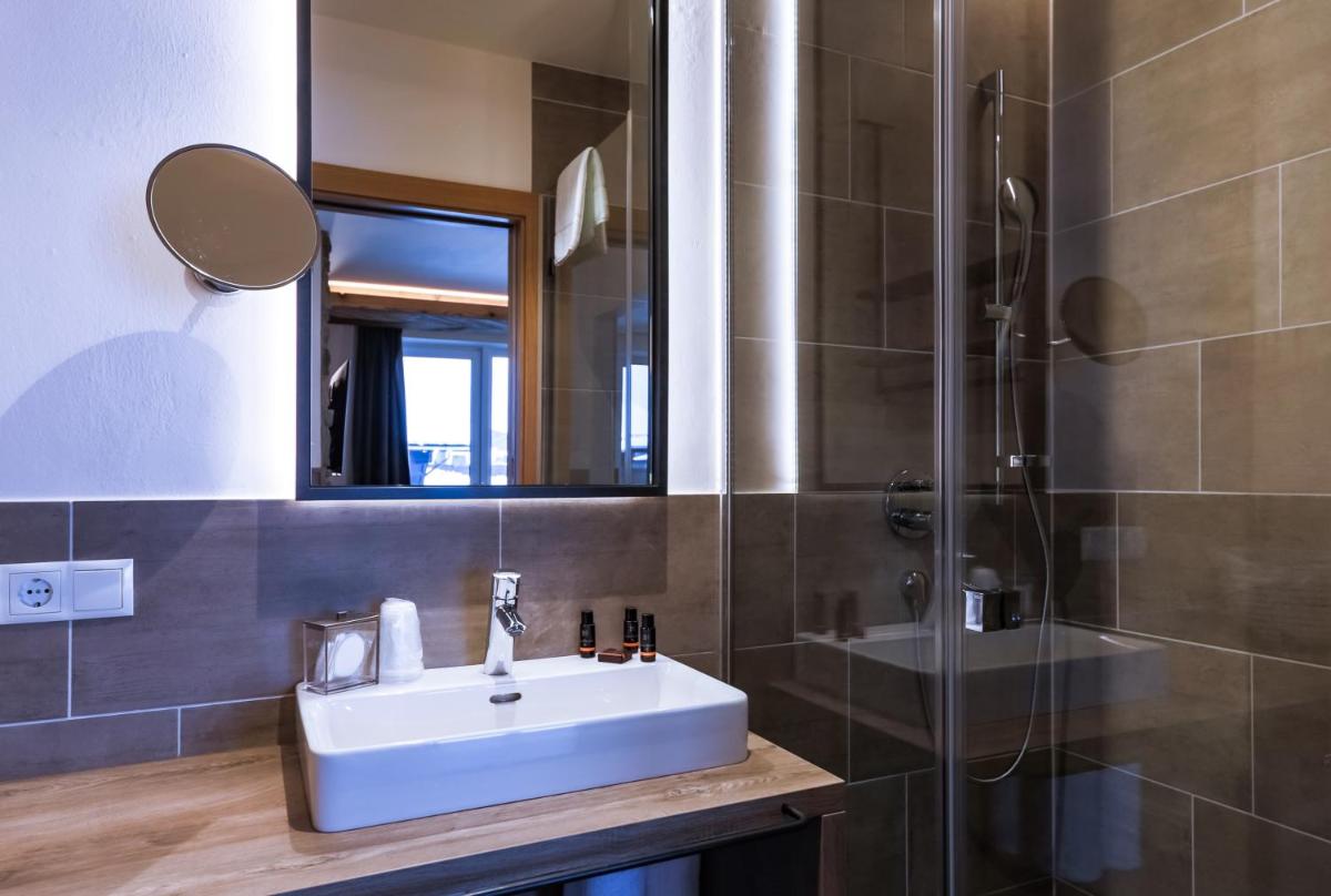 24 by AvenidA - Mountain Residence
