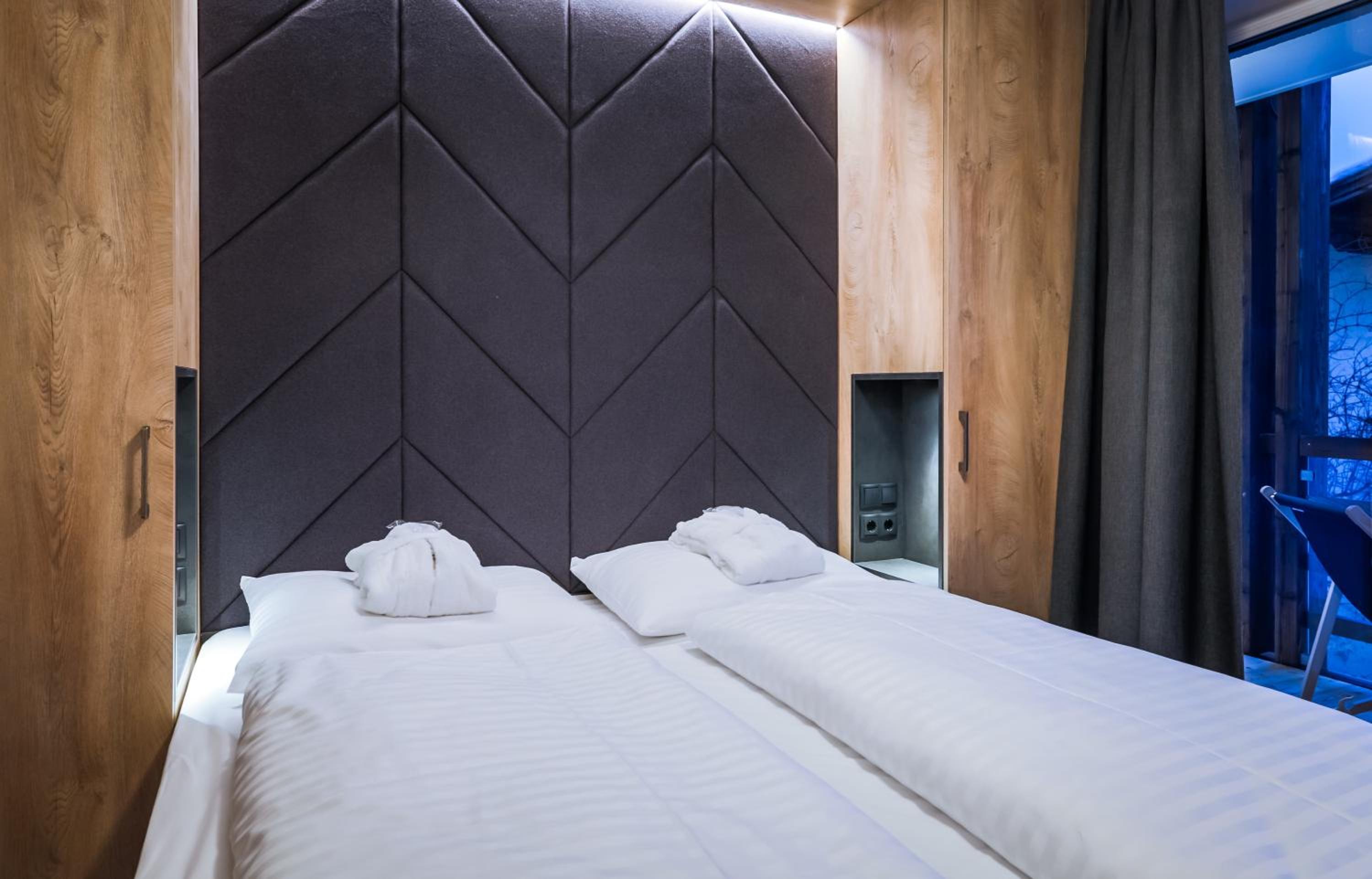 24 by AvenidA - Mountain Residence