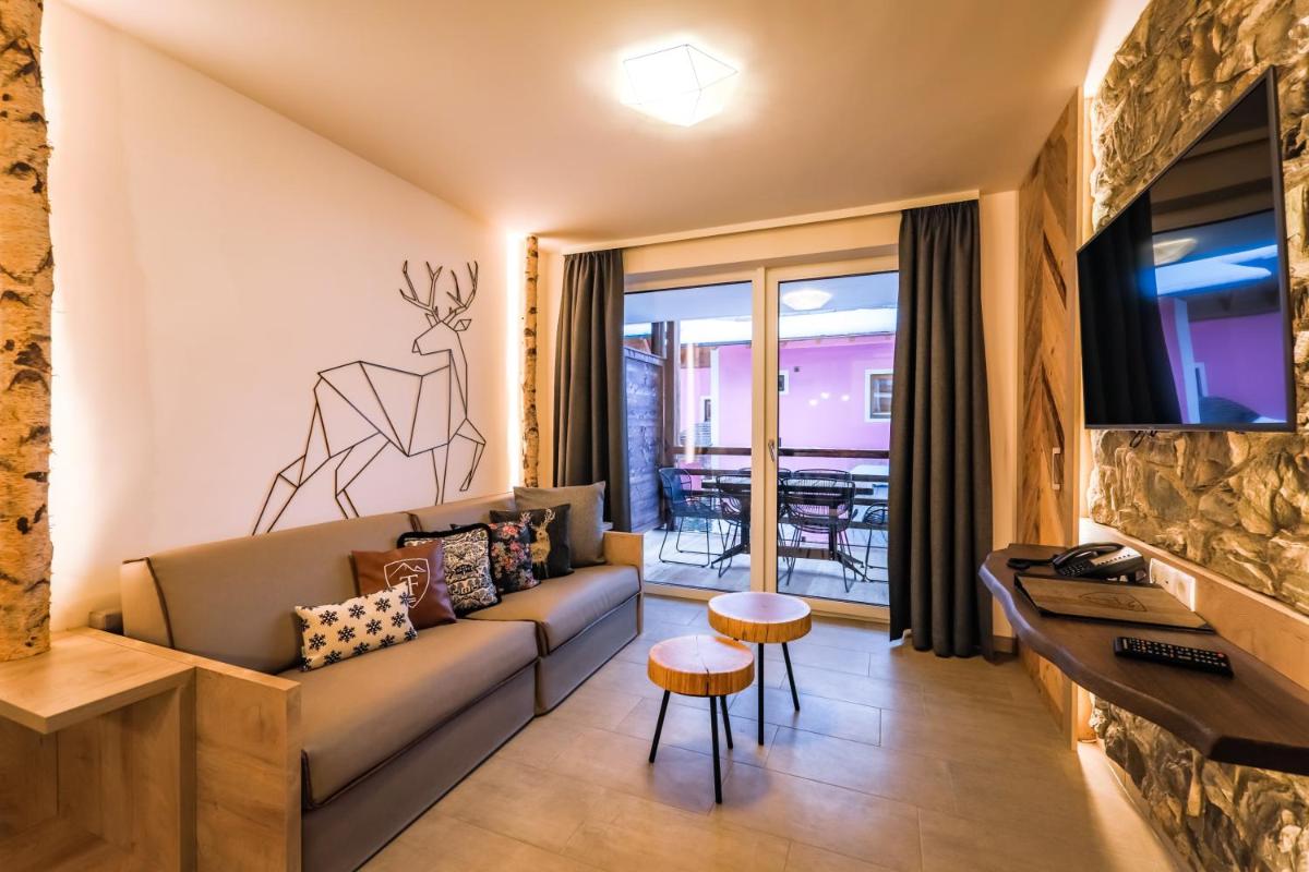24 by AvenidA - Mountain Residence