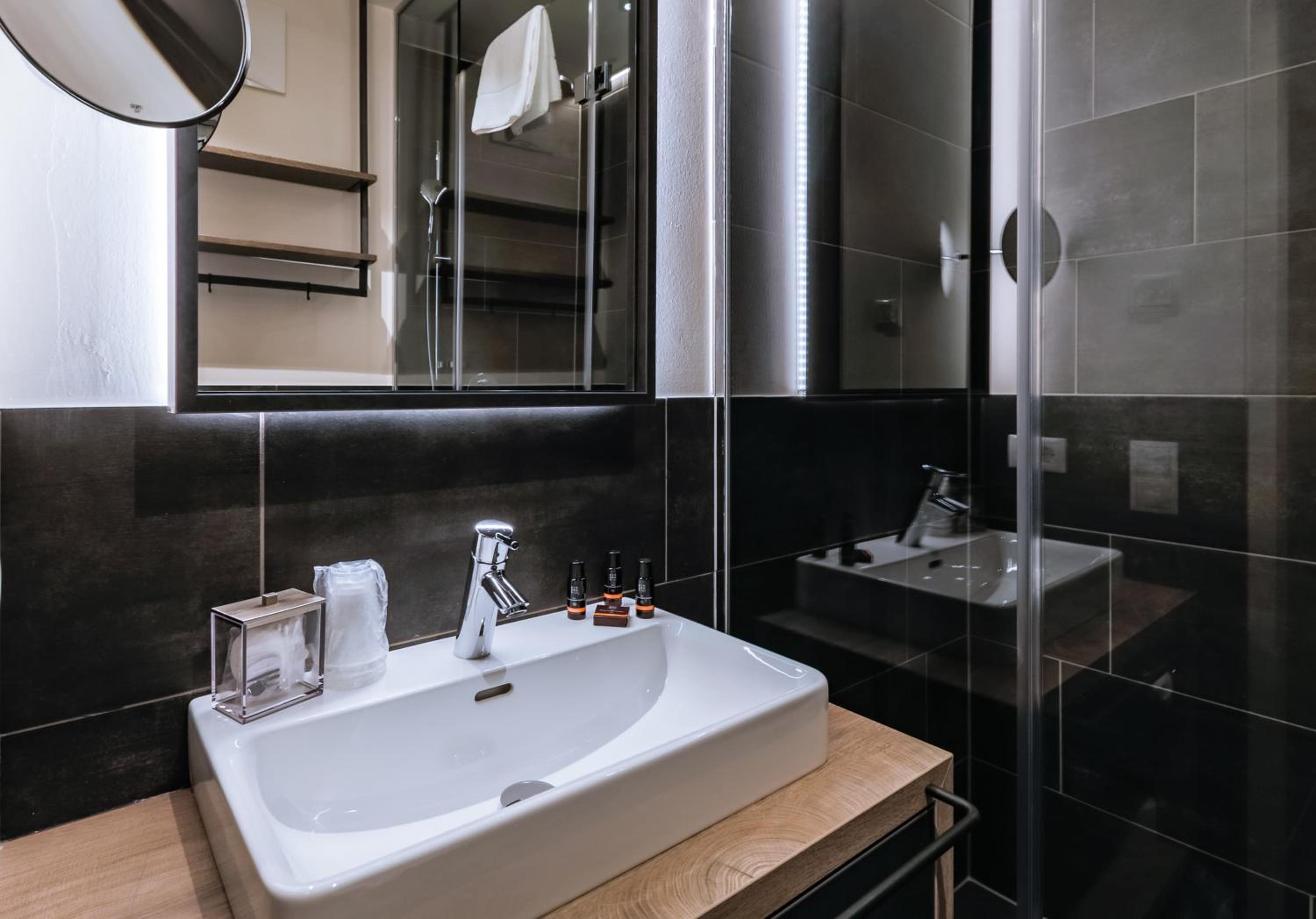 24 by AvenidA - Mountain Residence