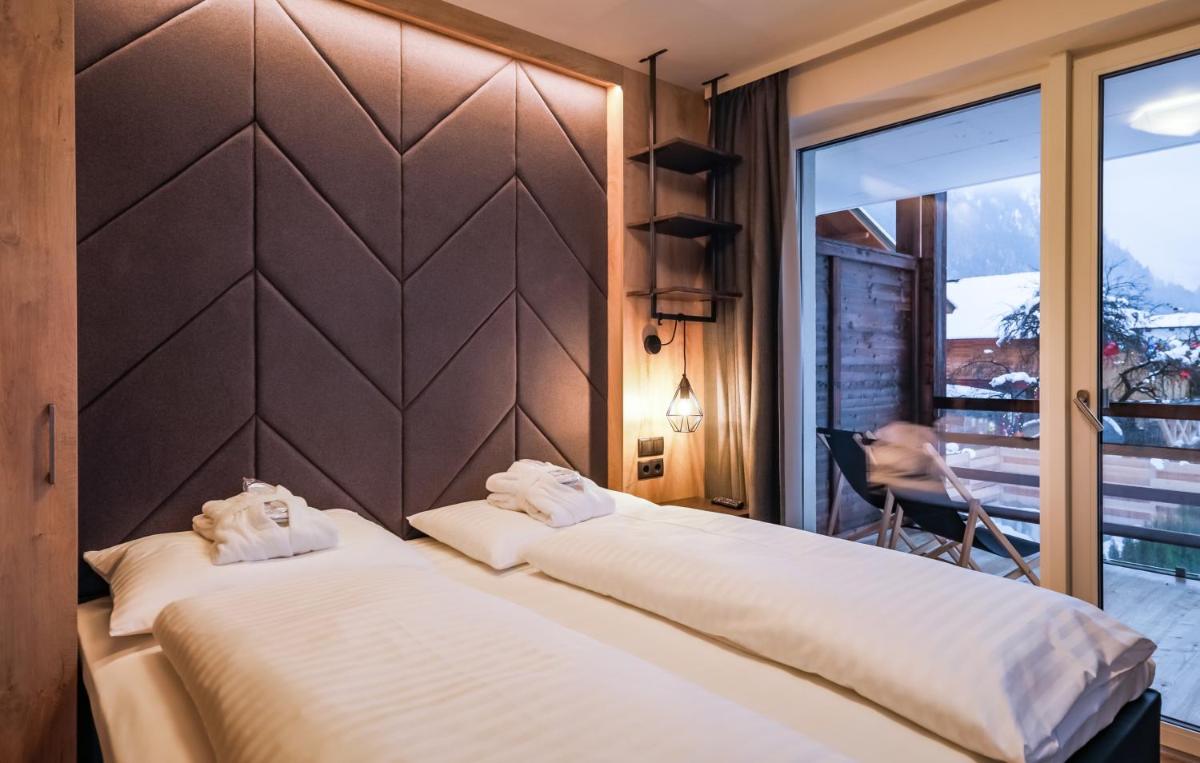 24 by AvenidA - Mountain Residence