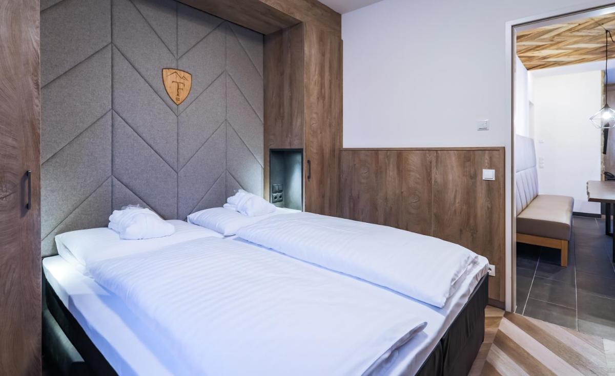 24 by AvenidA - Mountain Residence