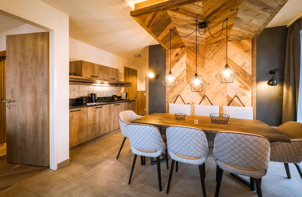 24 by AvenidA - Mountain Residence