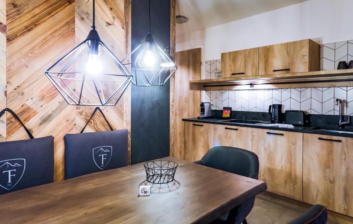 24 by AvenidA - Mountain Residence