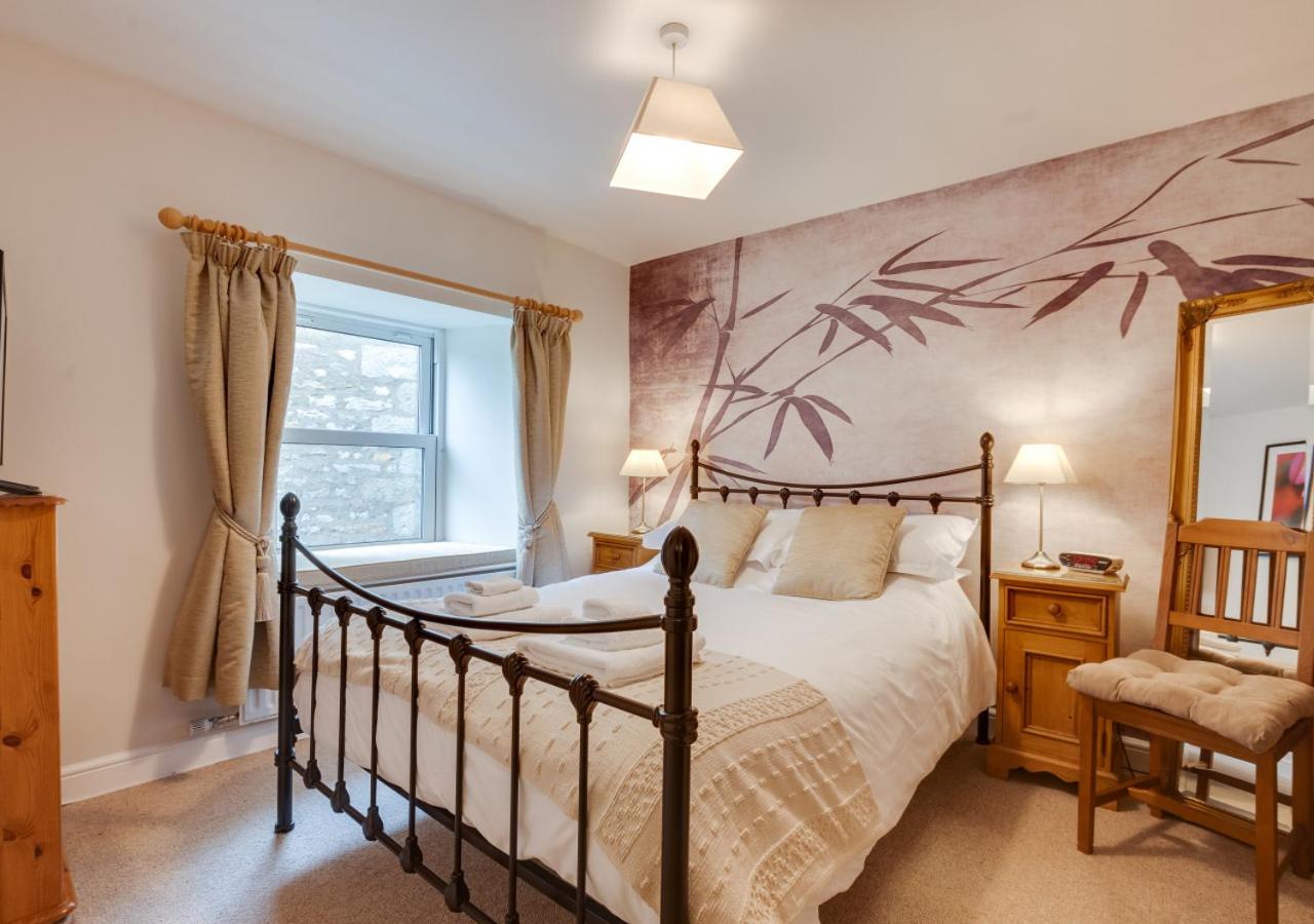 5 Bed in Kettlewell oc-ds257