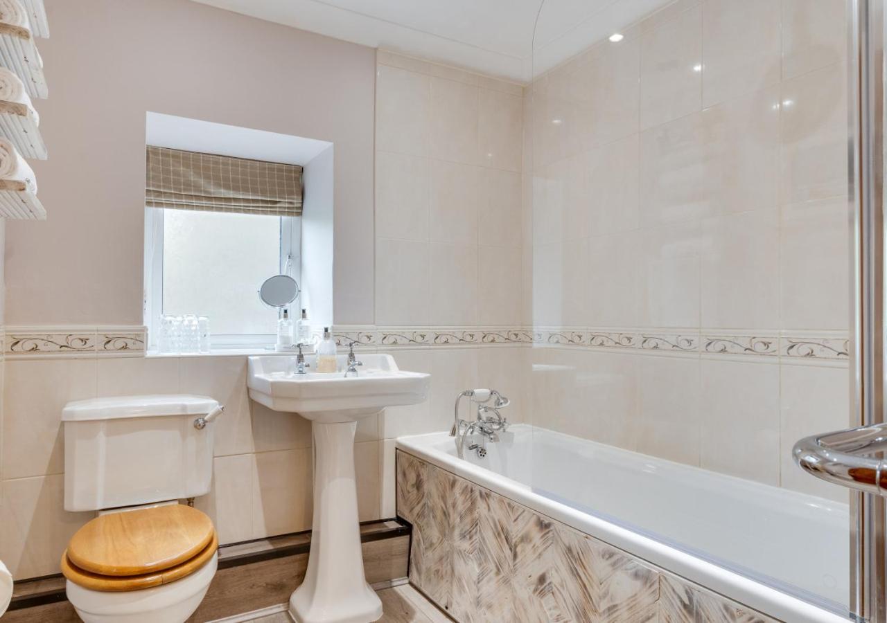 5 Bed in Kettlewell oc-ds257