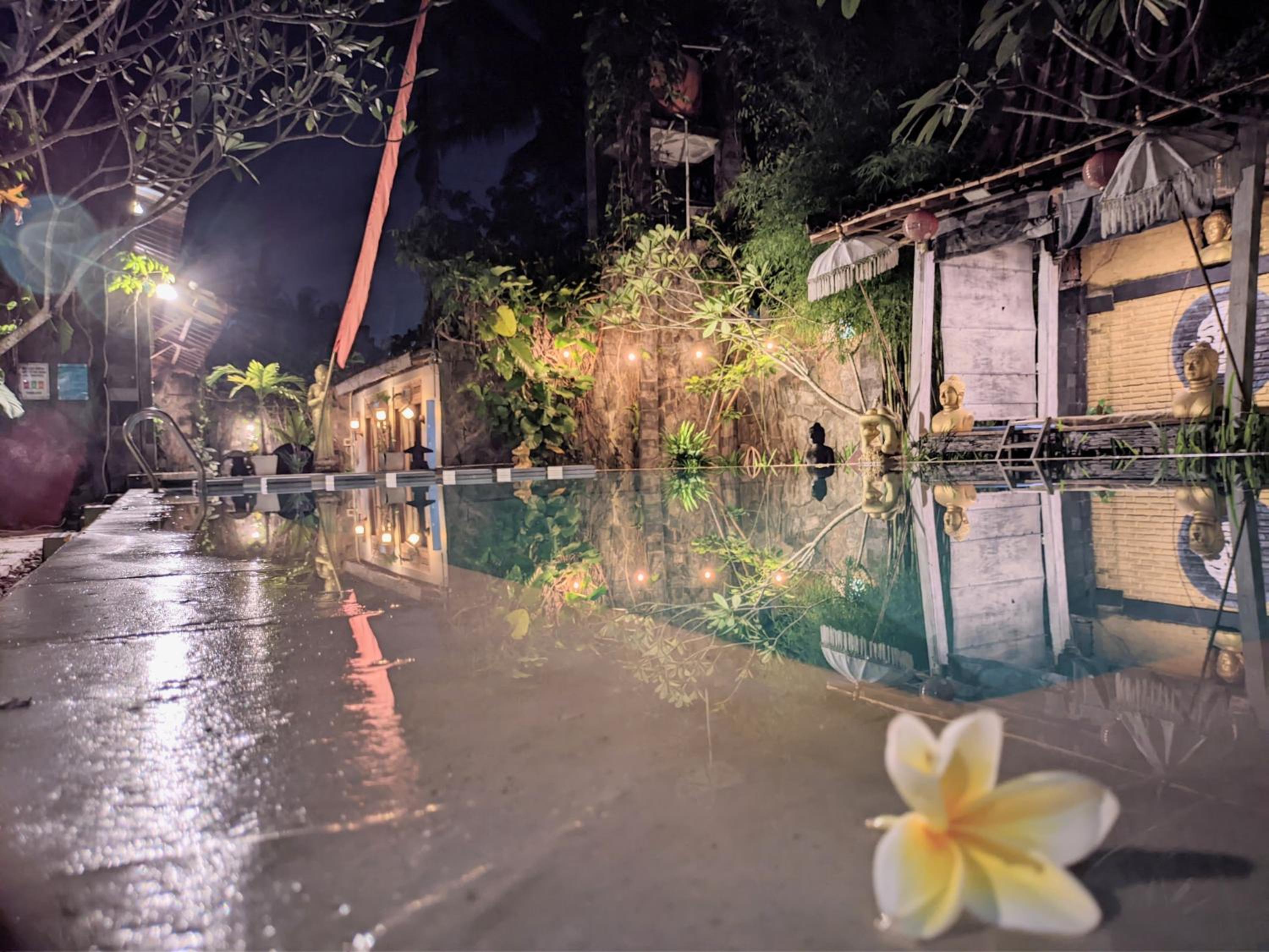 Astuti Gallery Homestay view 5