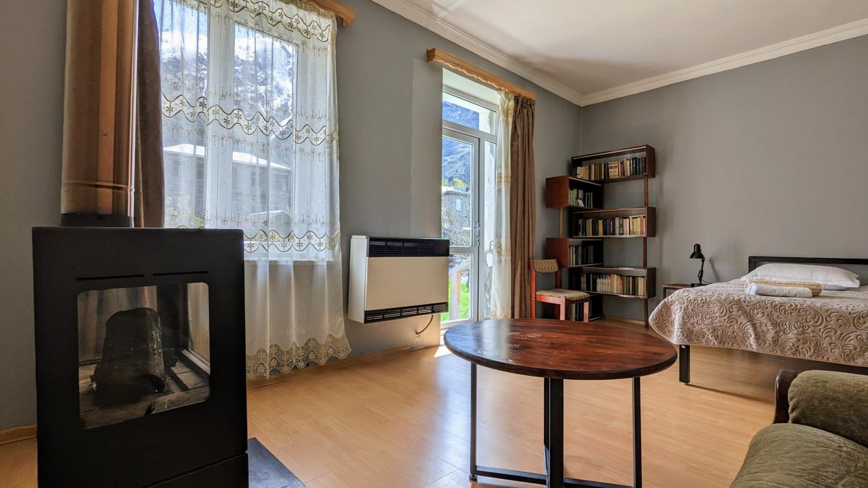 Photo 6