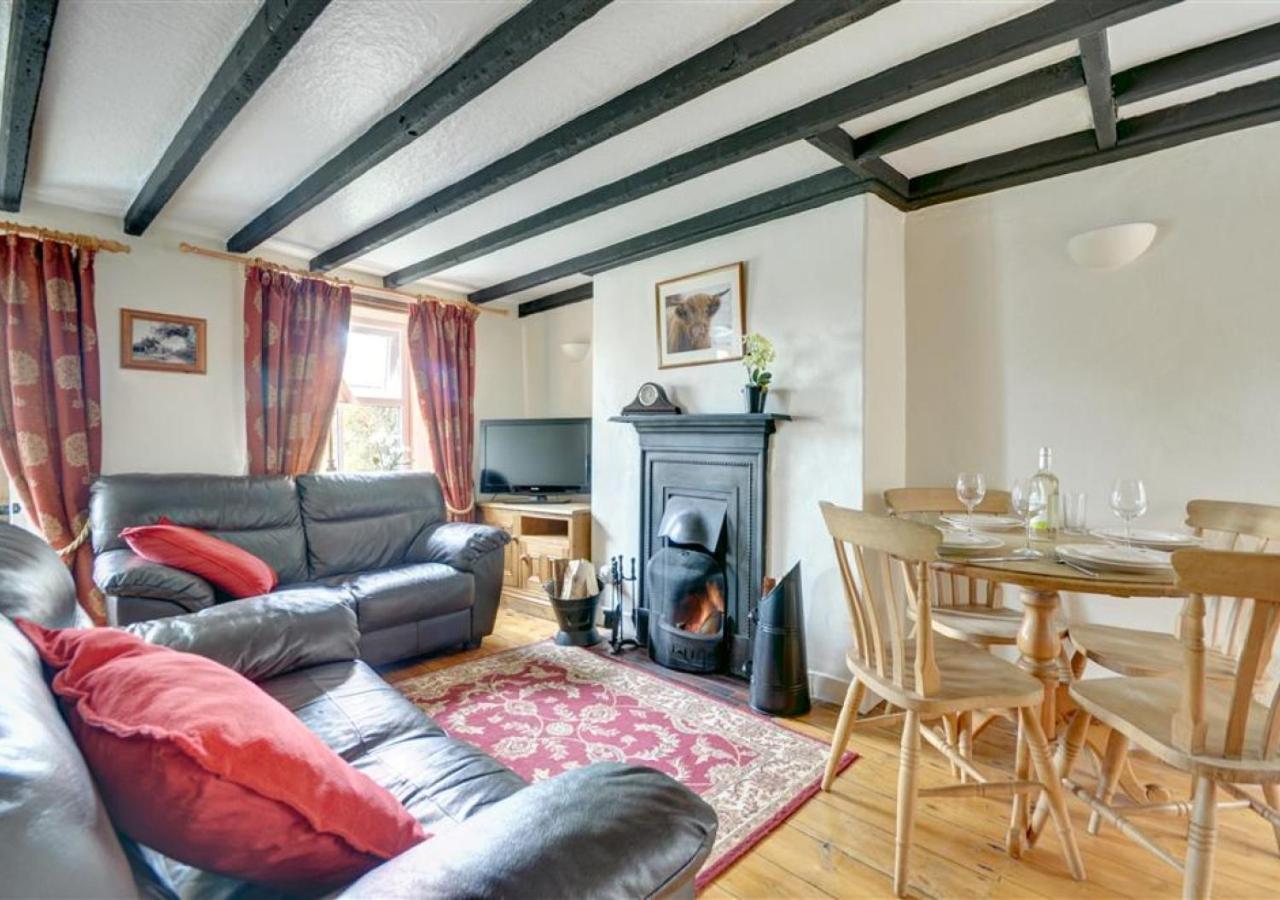 2 Bed in Sleights oc-wa228a