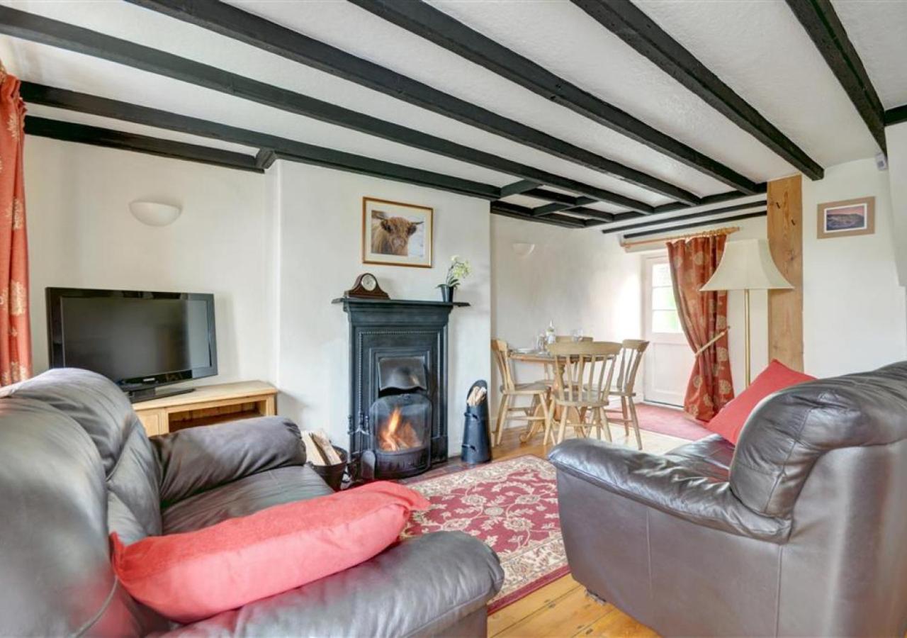 2 Bed in Sleights oc-wa228a