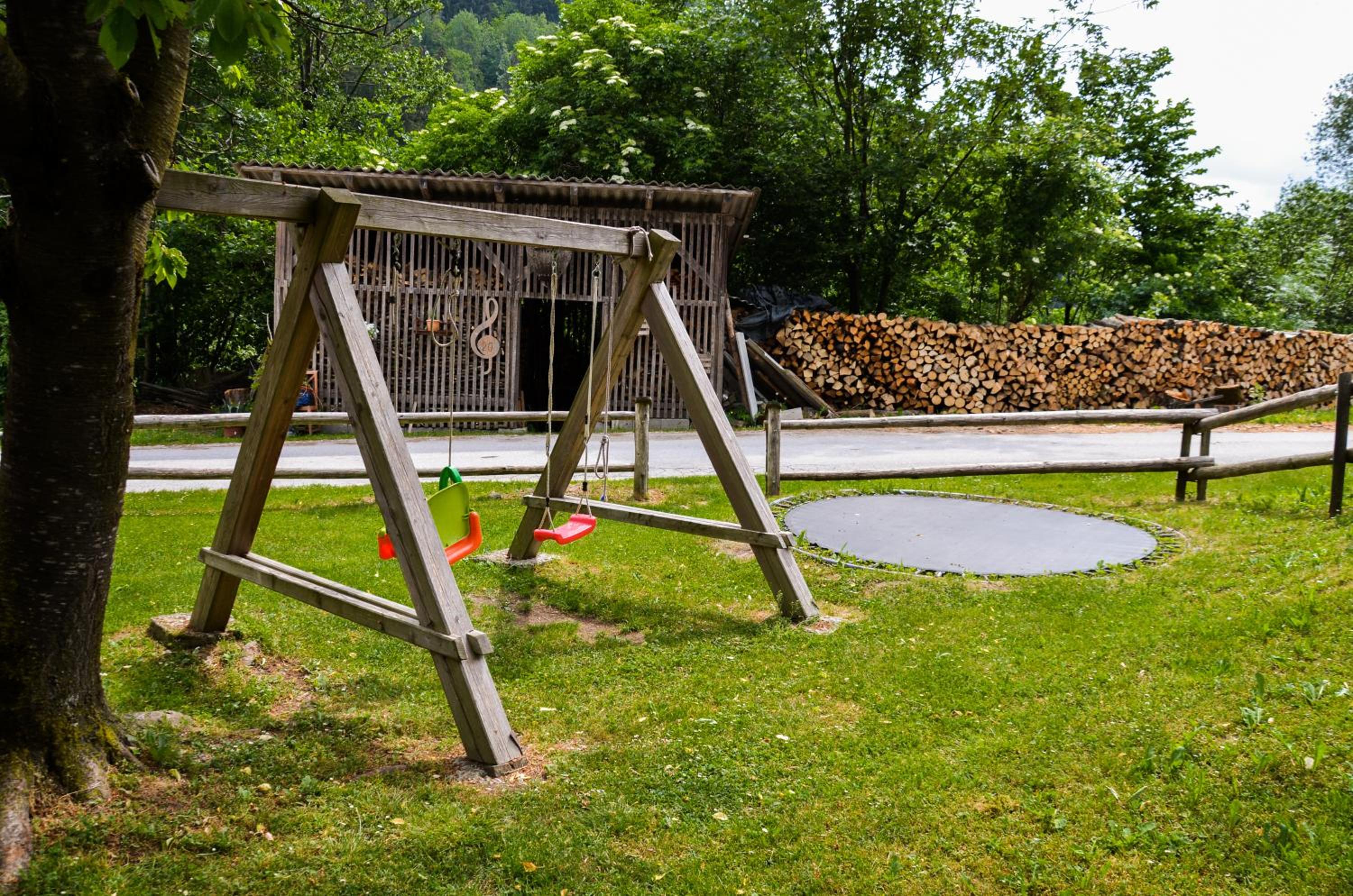 Farm Stay Loger view 5