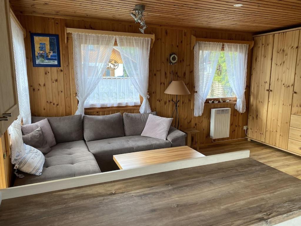 Ferienhaus mit direktem Wasserzugang in Berlin-Köpenick