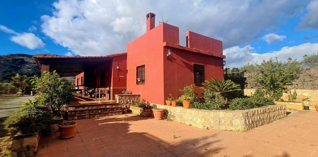 TODIMER FINCA ALPUJAREÑA