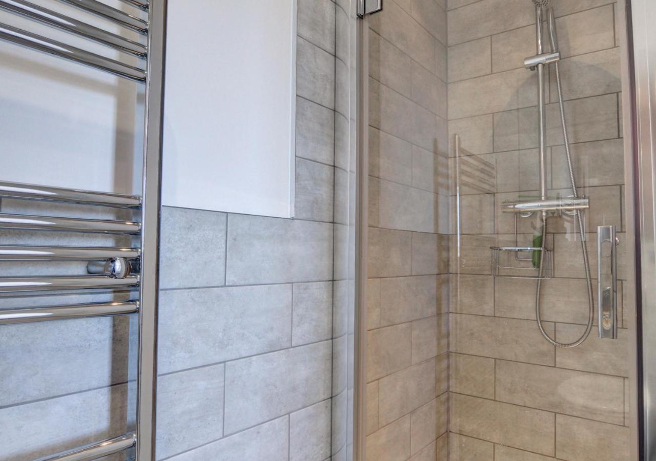 3 Bed in Whitby oc-w420