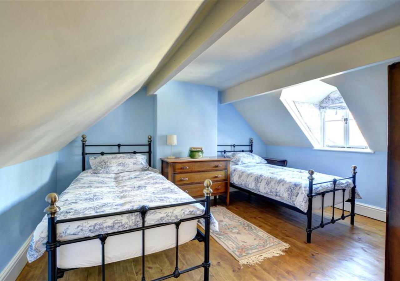 3 Bed in Whitby oc-w023