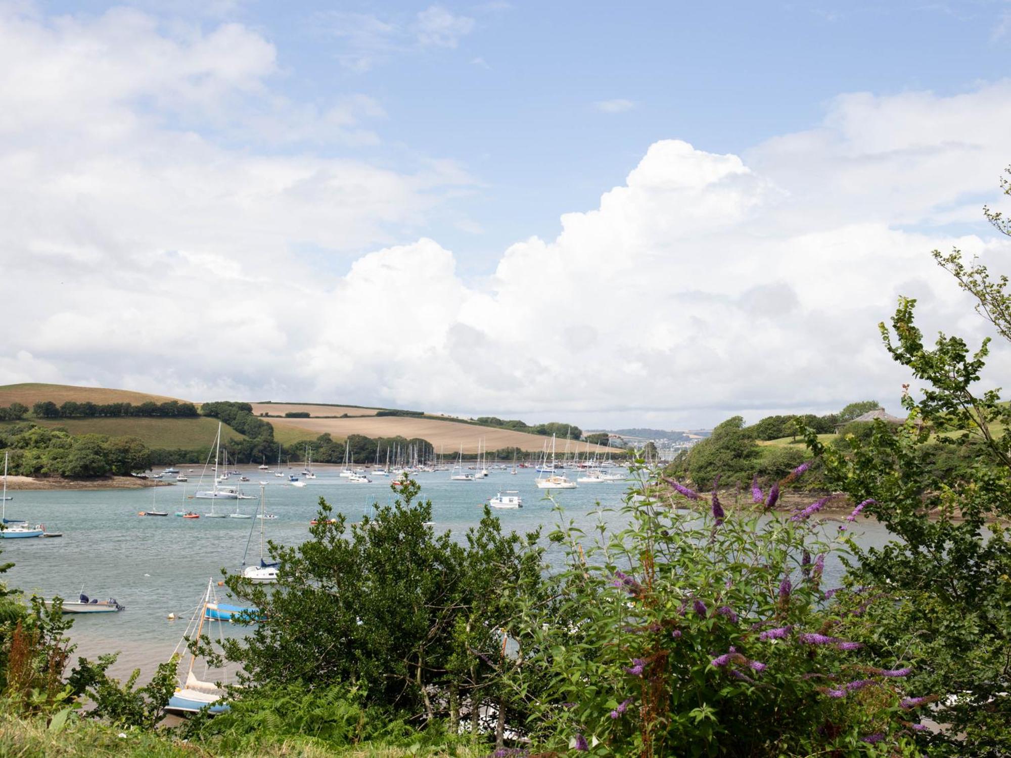 Rural cottage in East Portlemouth view 4