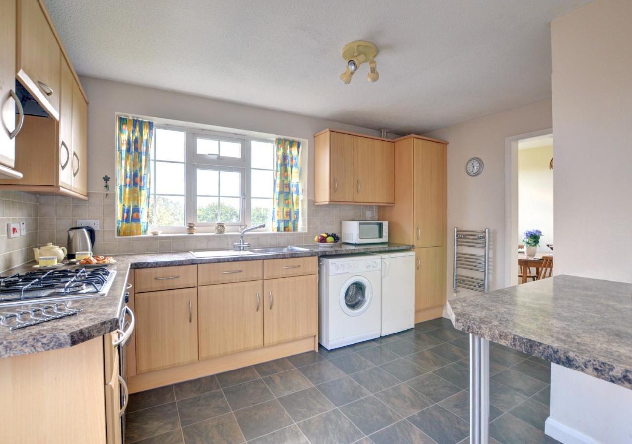 2 Bed in Whitby oc-w104