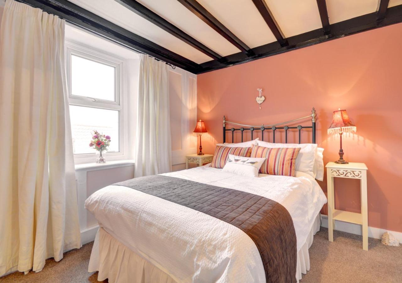 2 Bed in Whitby oc-w322 view 5
