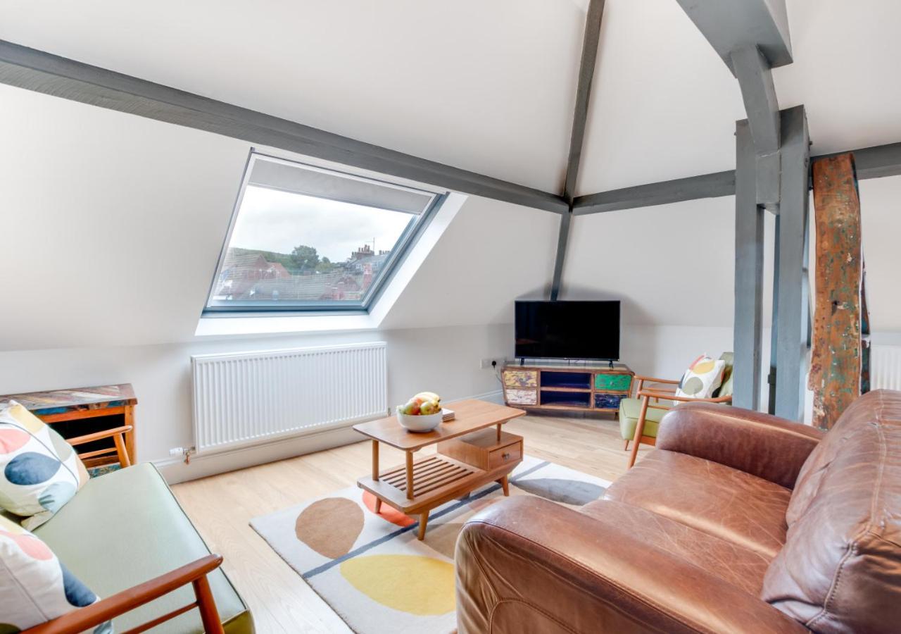 1 Bed in Whitby oc-w1013