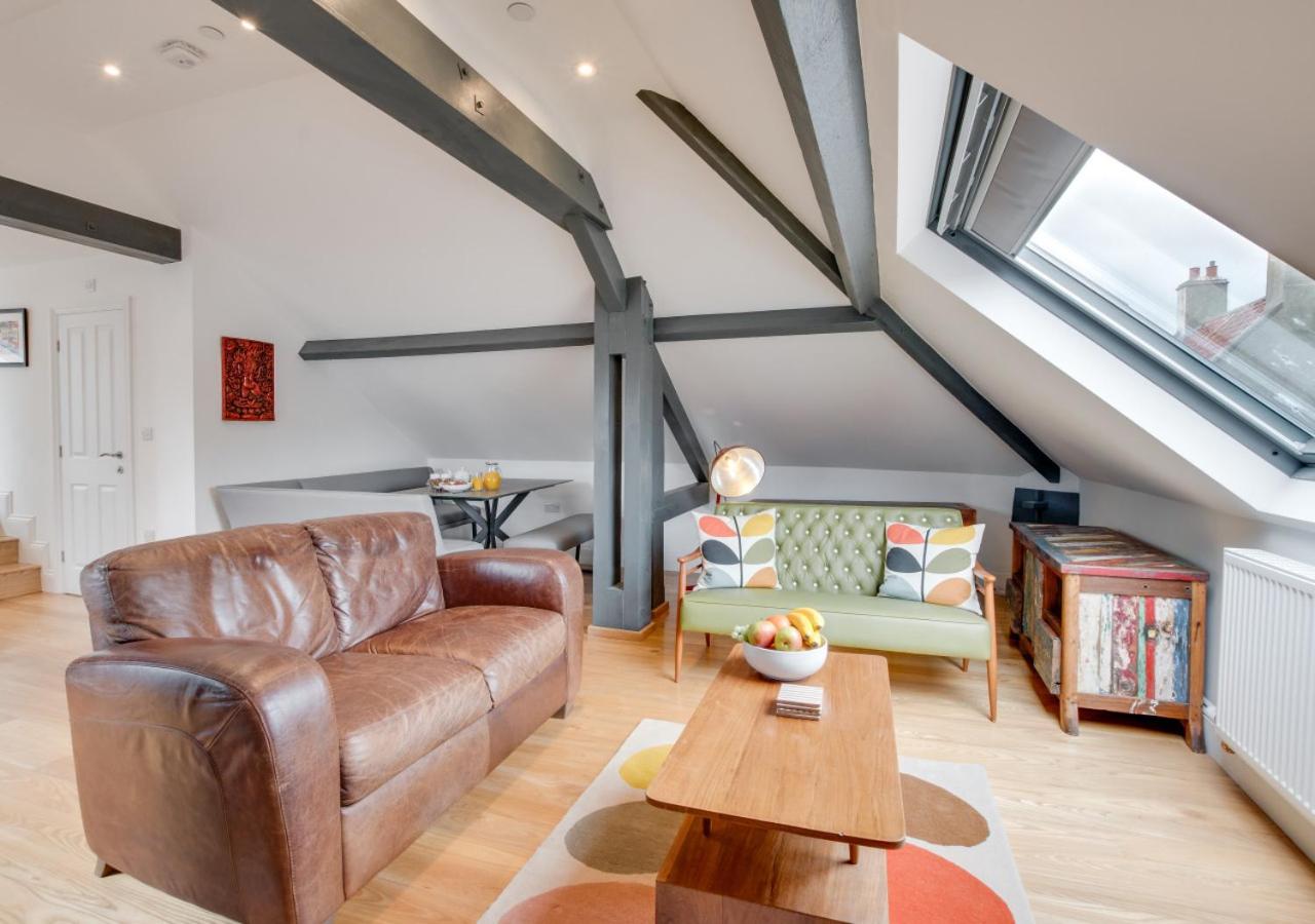 1 Bed in Whitby oc-w1013