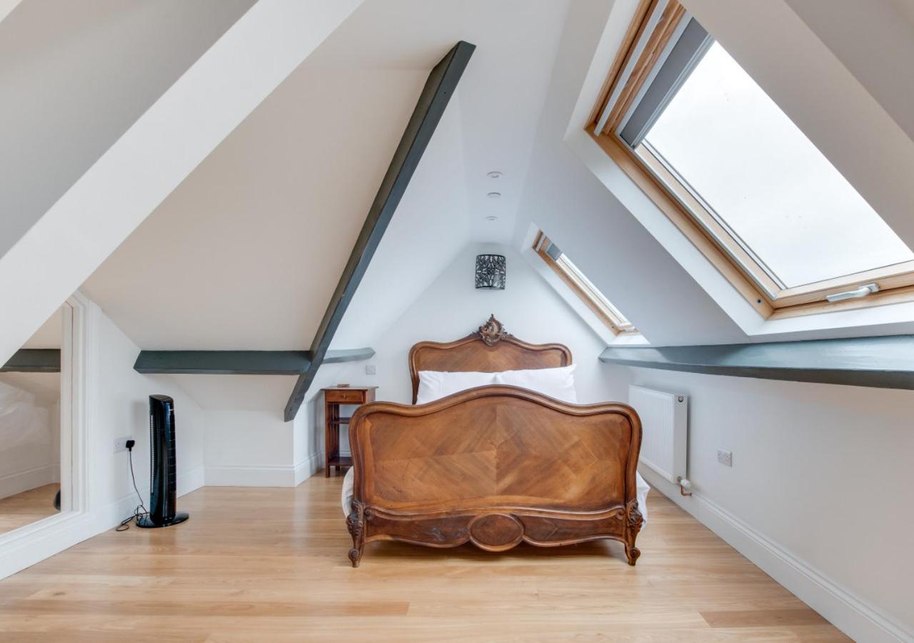 1 Bed in Whitby oc-w1013