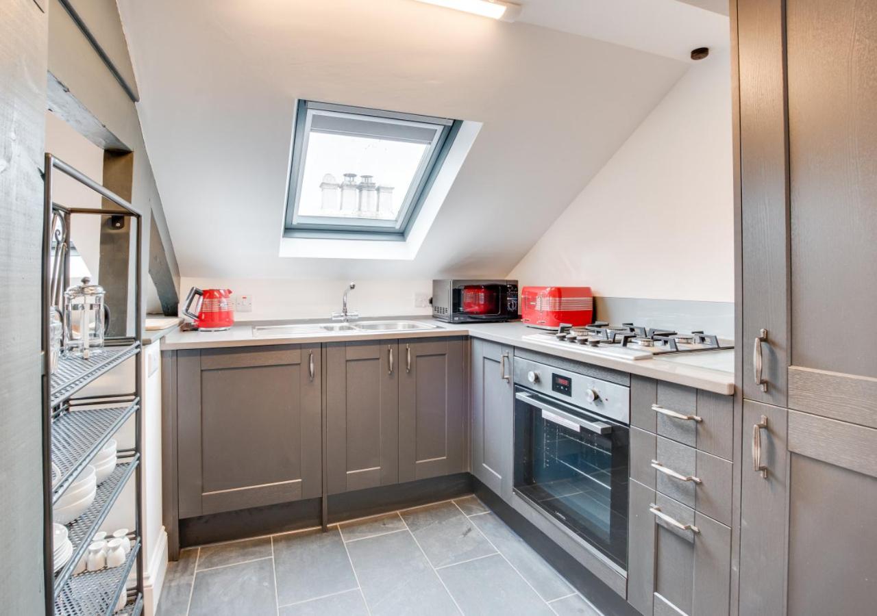 1 Bed in Whitby oc-w1013