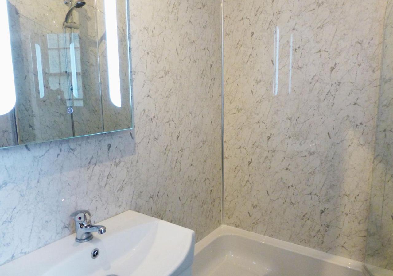2 Bed in Scarborough oc-s027