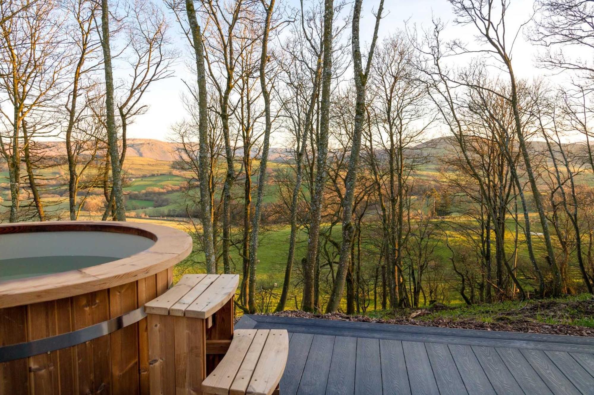 Daffodil, Penruddock Eco & dog friendly lodge with hot tub