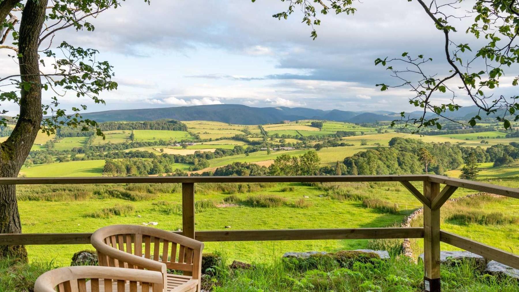 Daffodil, Penruddock Eco & dog friendly lodge with hot tub