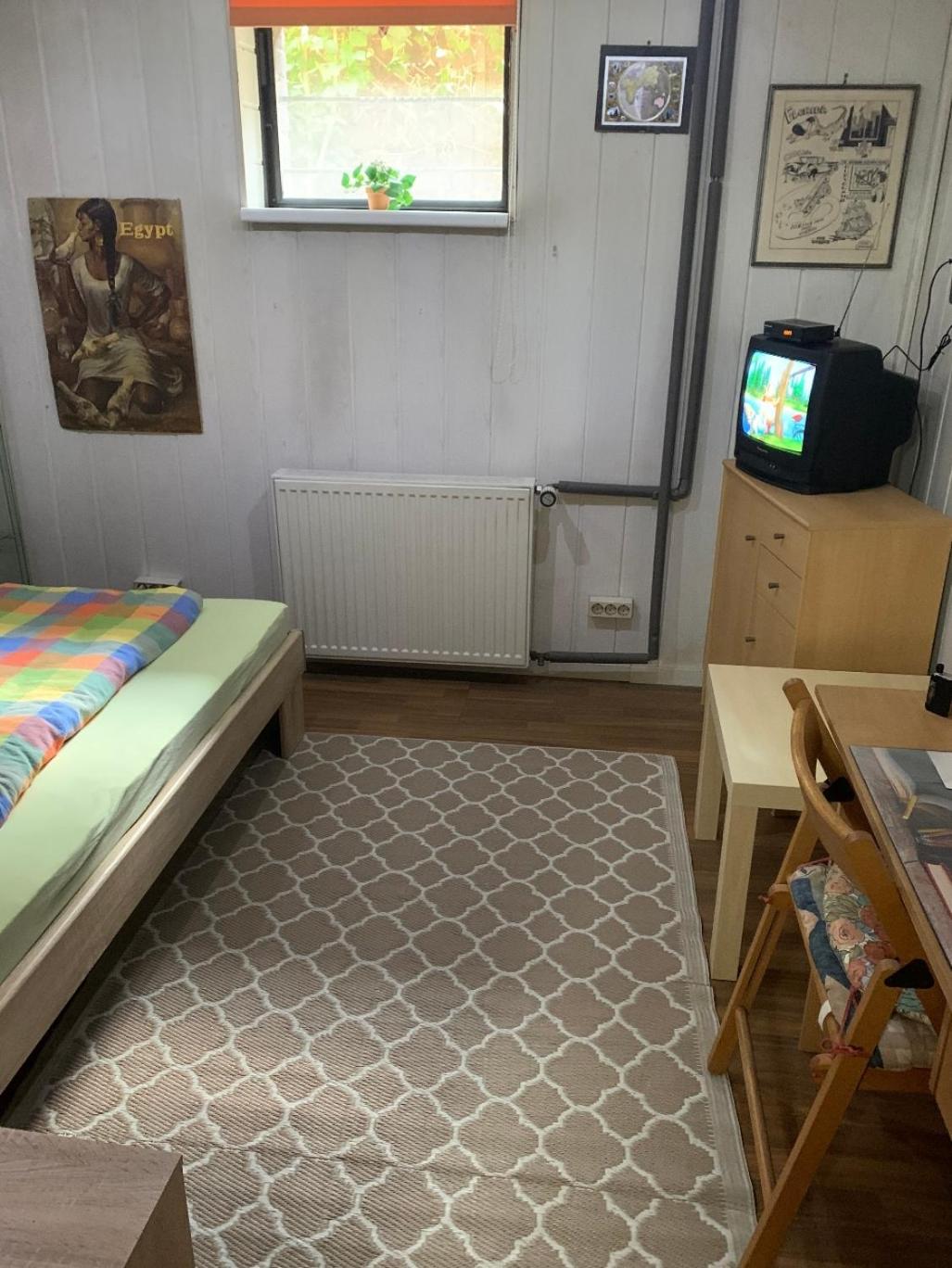Schönes Zimmer im Seterant/Untergeschoss