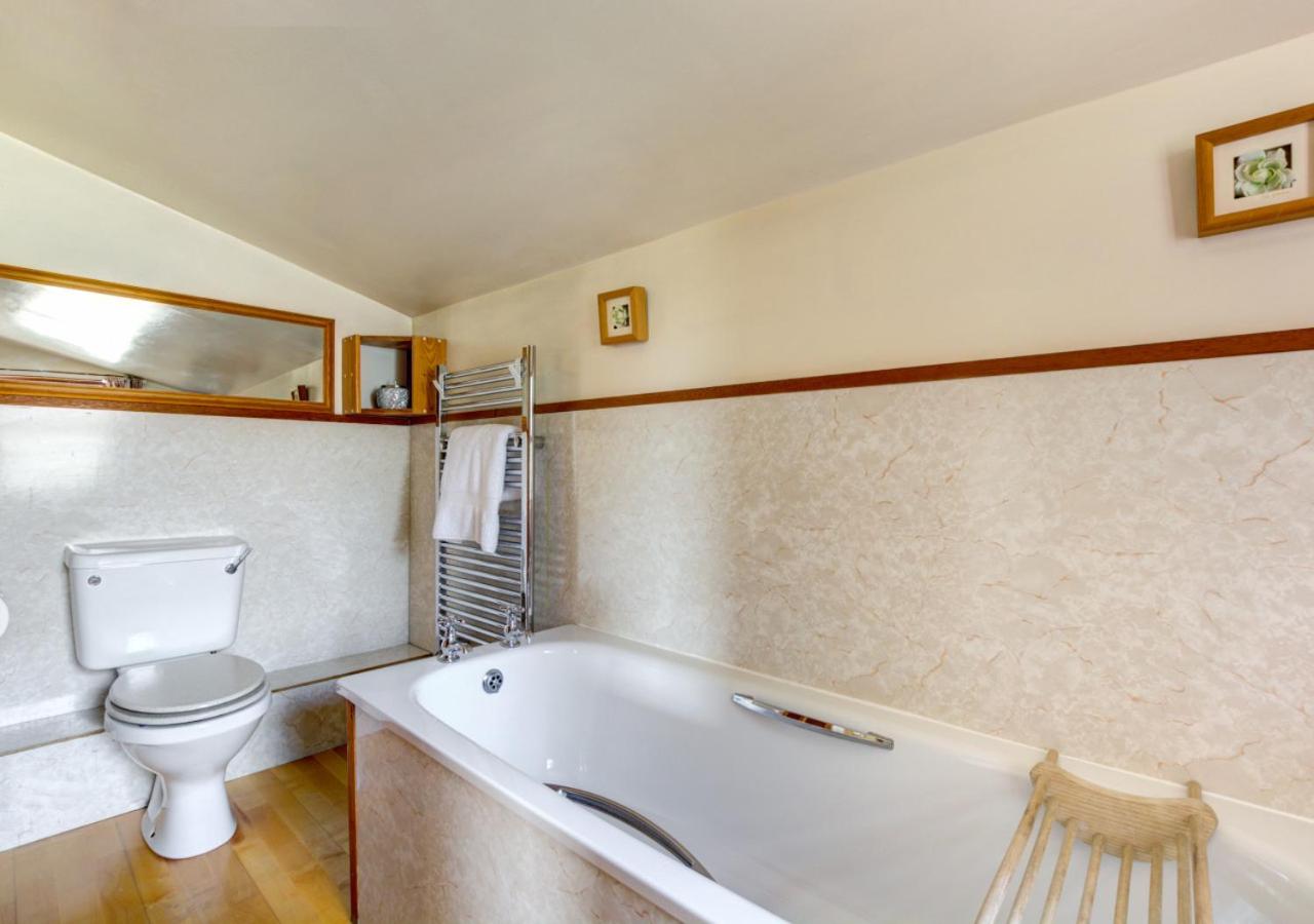 2 Bed in Thwaite oc-ds320