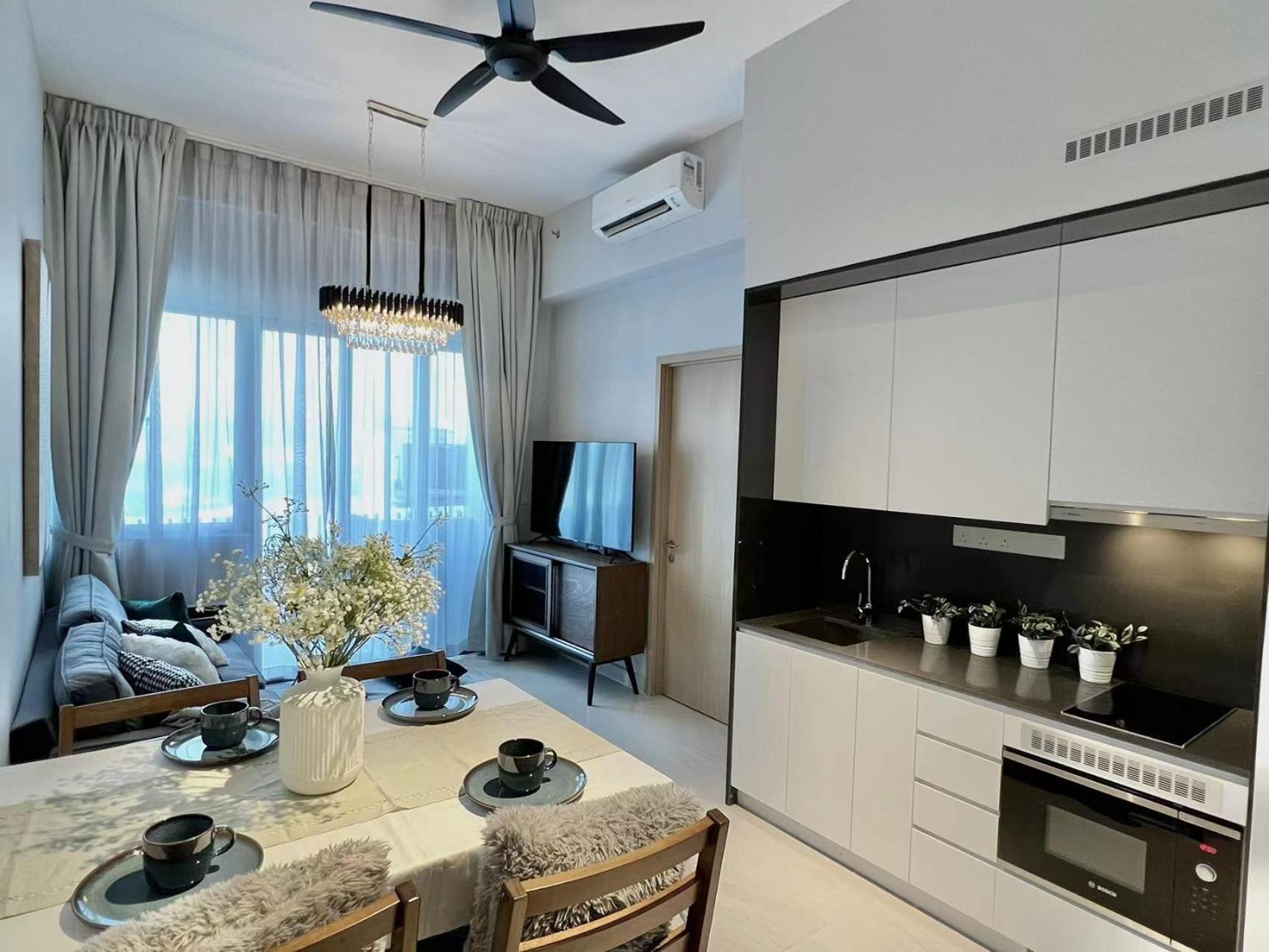The LUXE By Infinitum by WSD