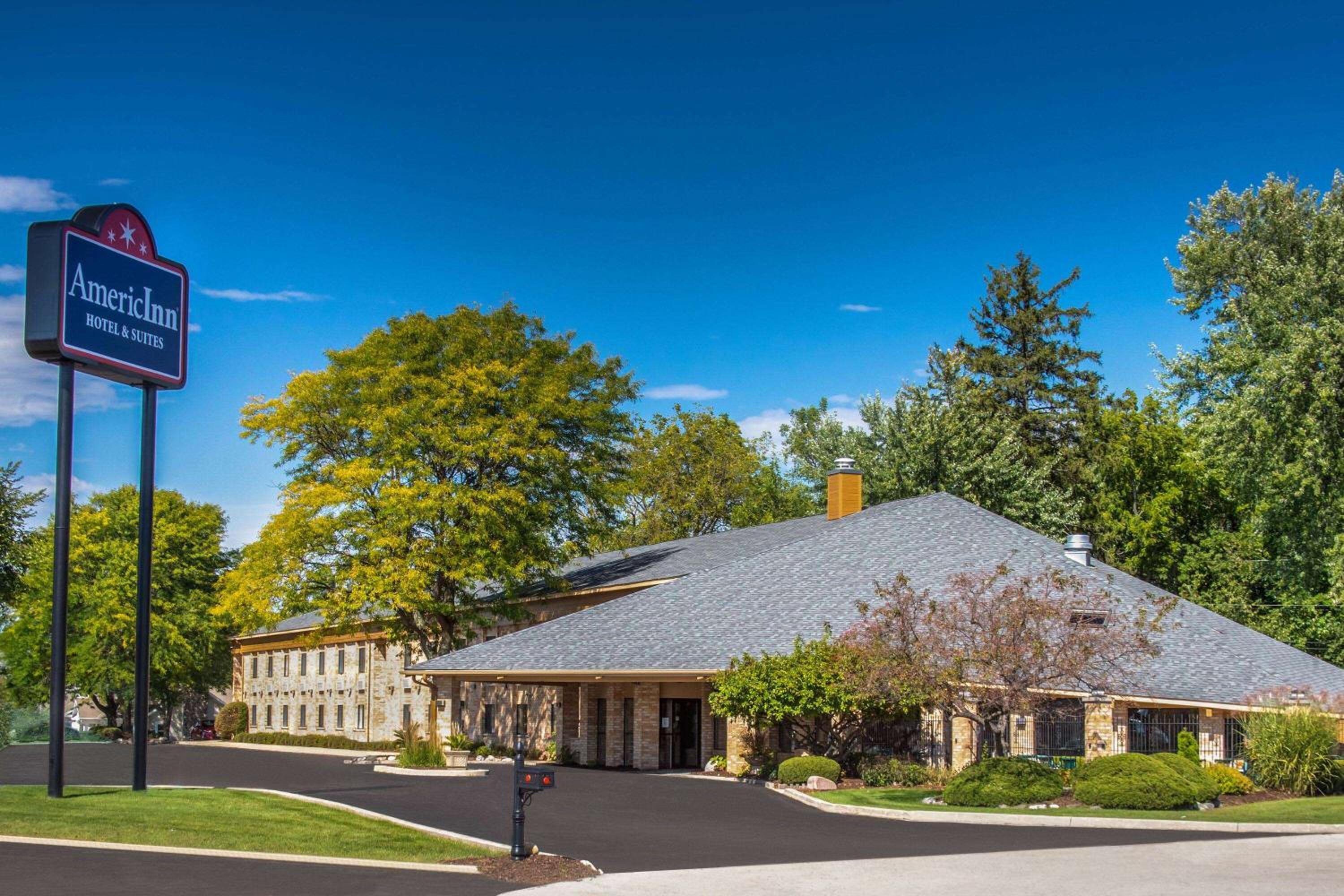 AmericInn and Suites by Wyndham Delafield-Waukesha-Milwaukee - Property Image 24