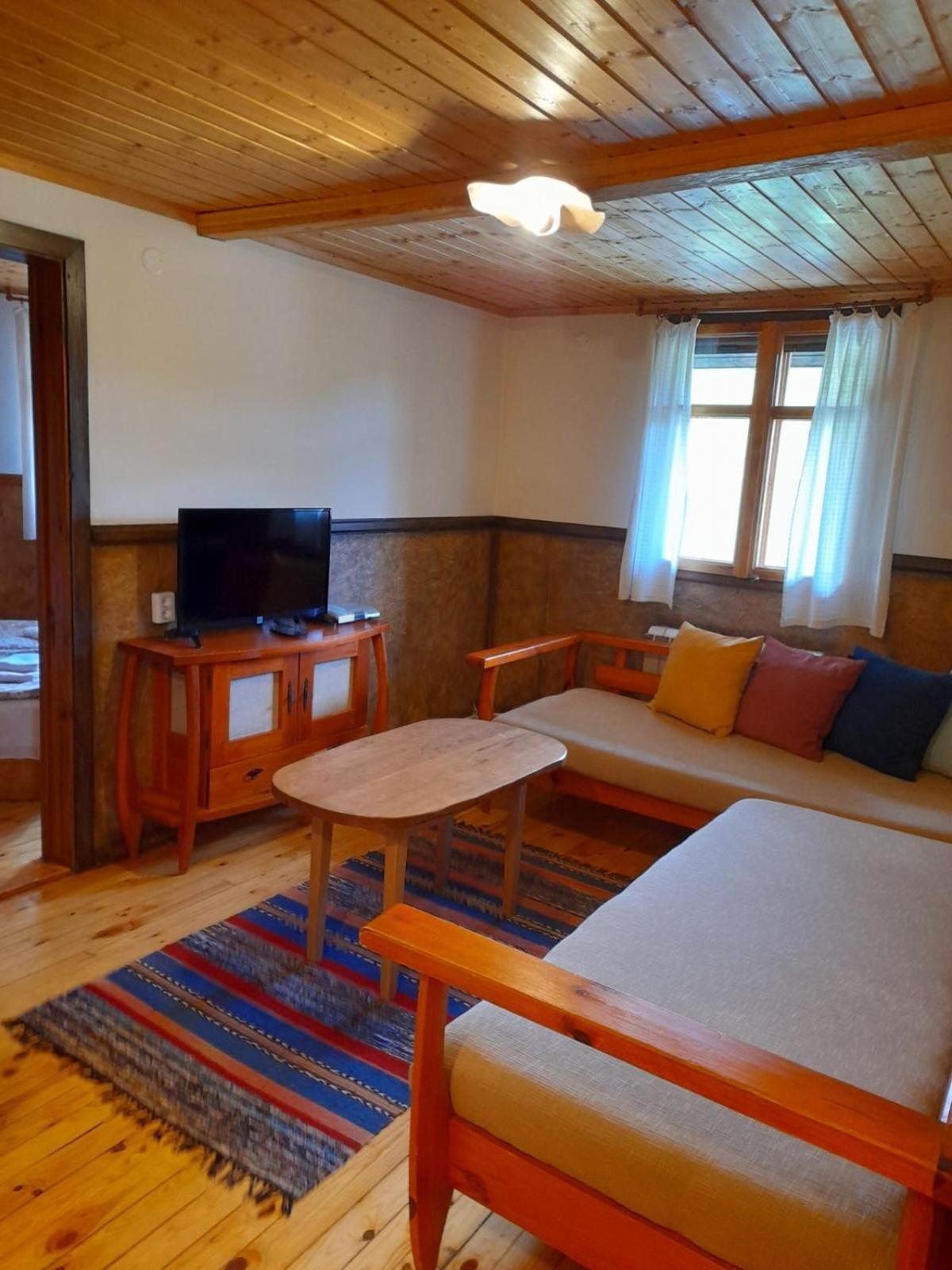 Kandaphery Guest Houses
