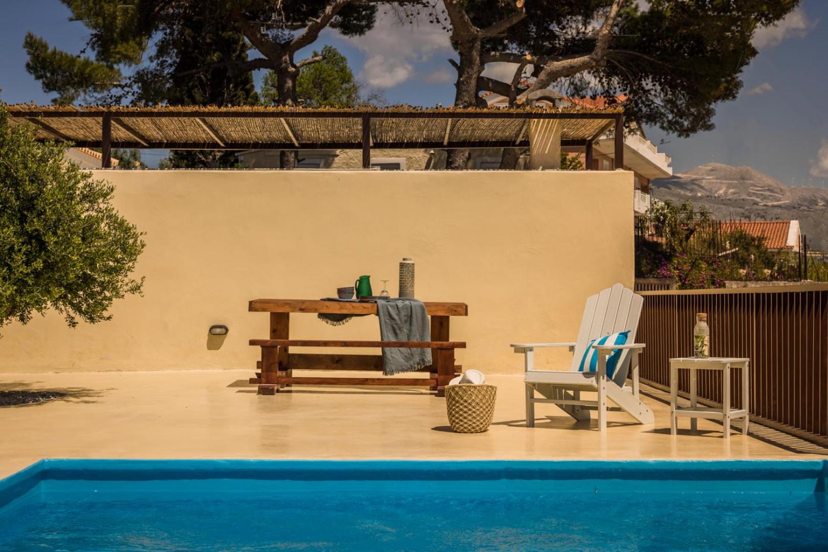 Akrolithos Villas