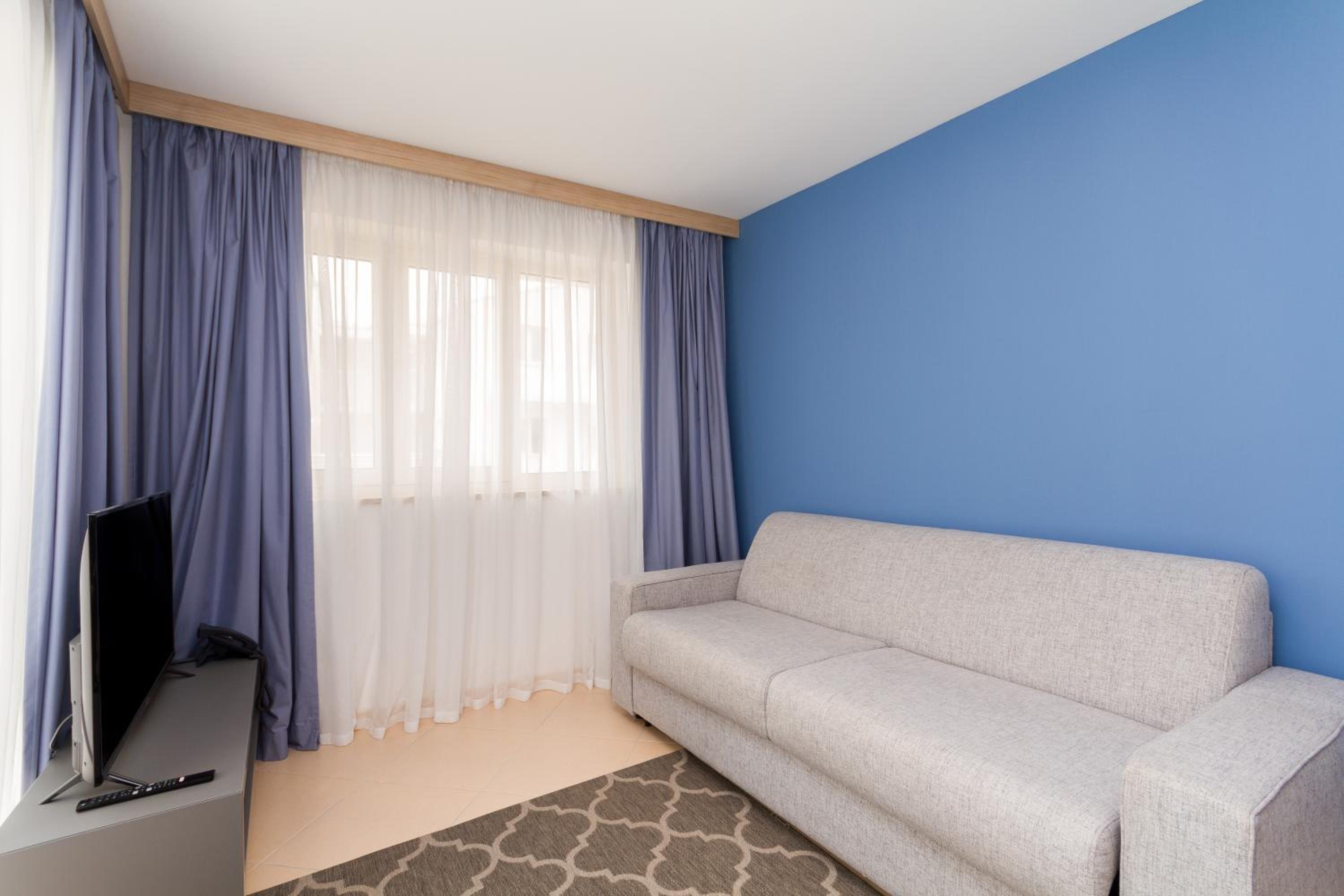 Garden Palace - Apartment Sembid with Terrace