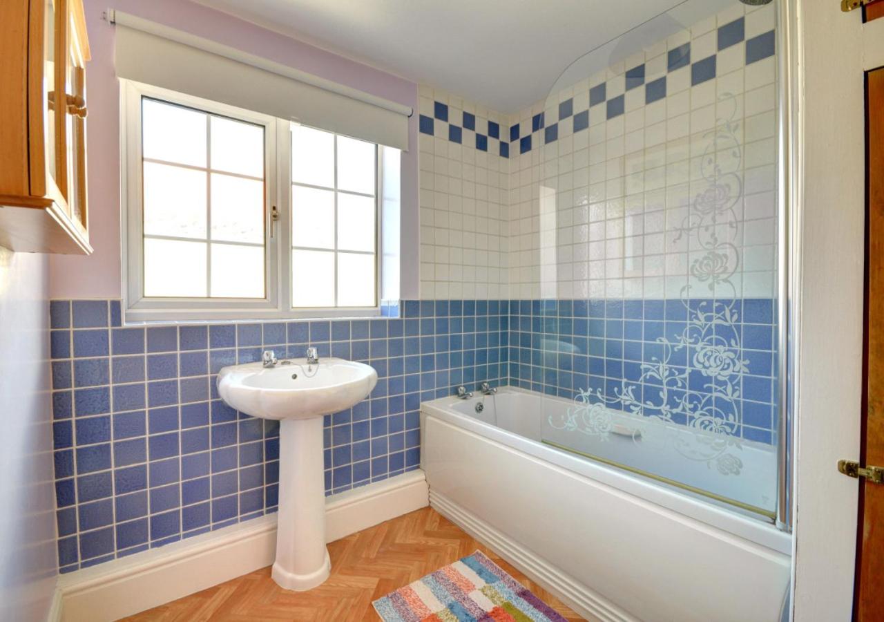 3 Bed in Grosmont oc-wa060