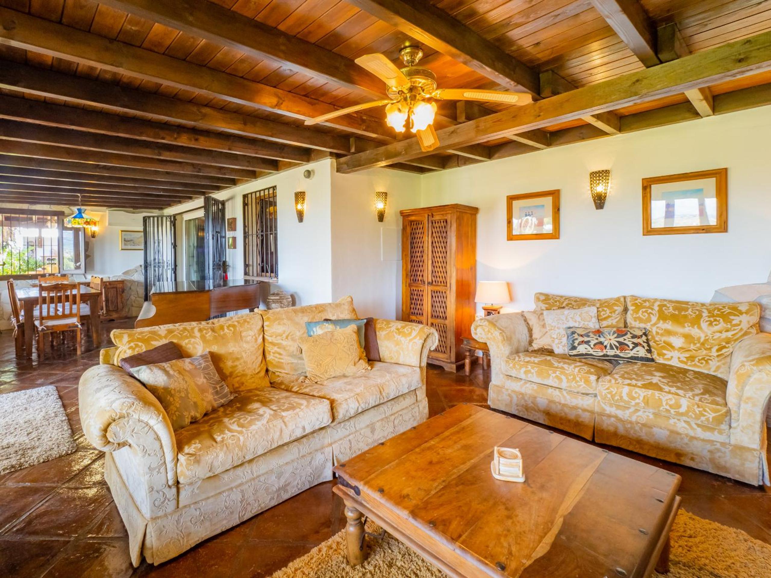 Cubo's Casa Maracai