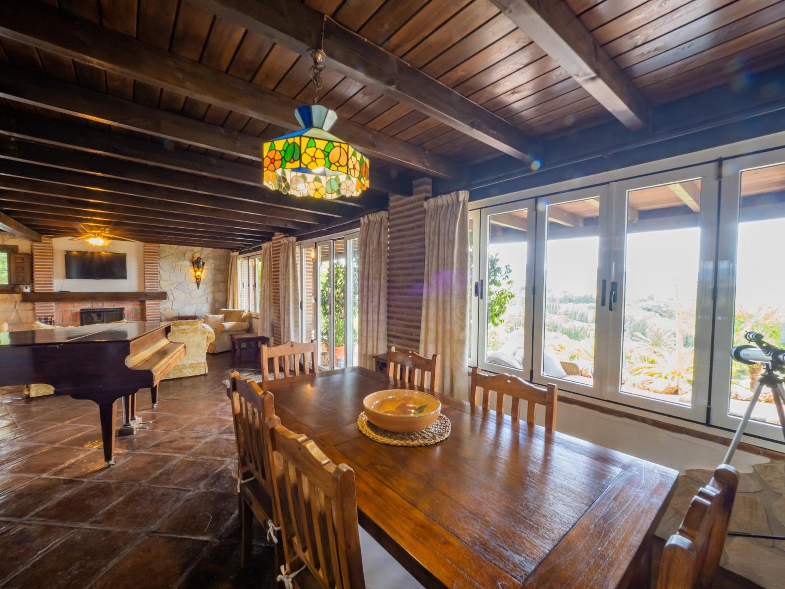 Cubo's Casa Maracai