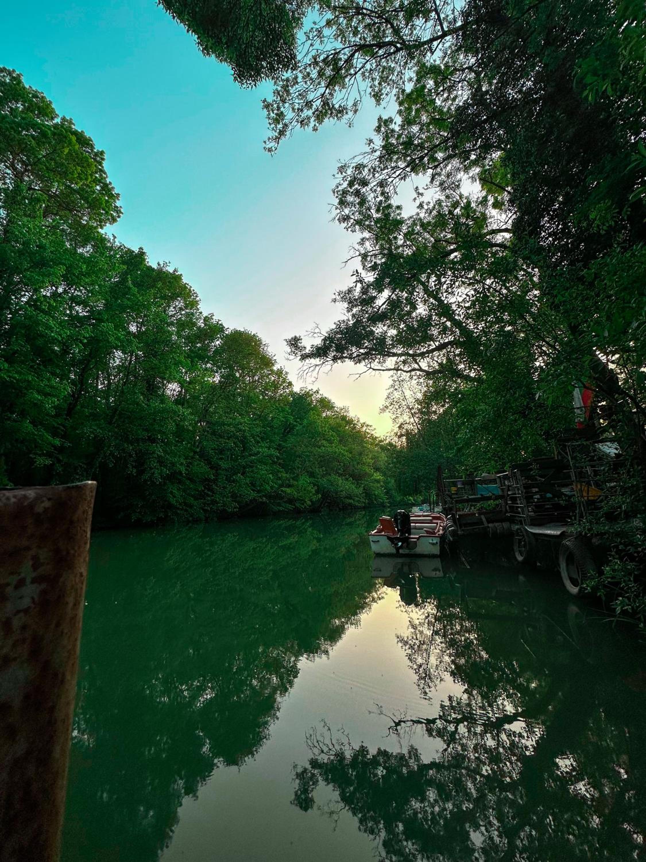 “River Romance” Villa